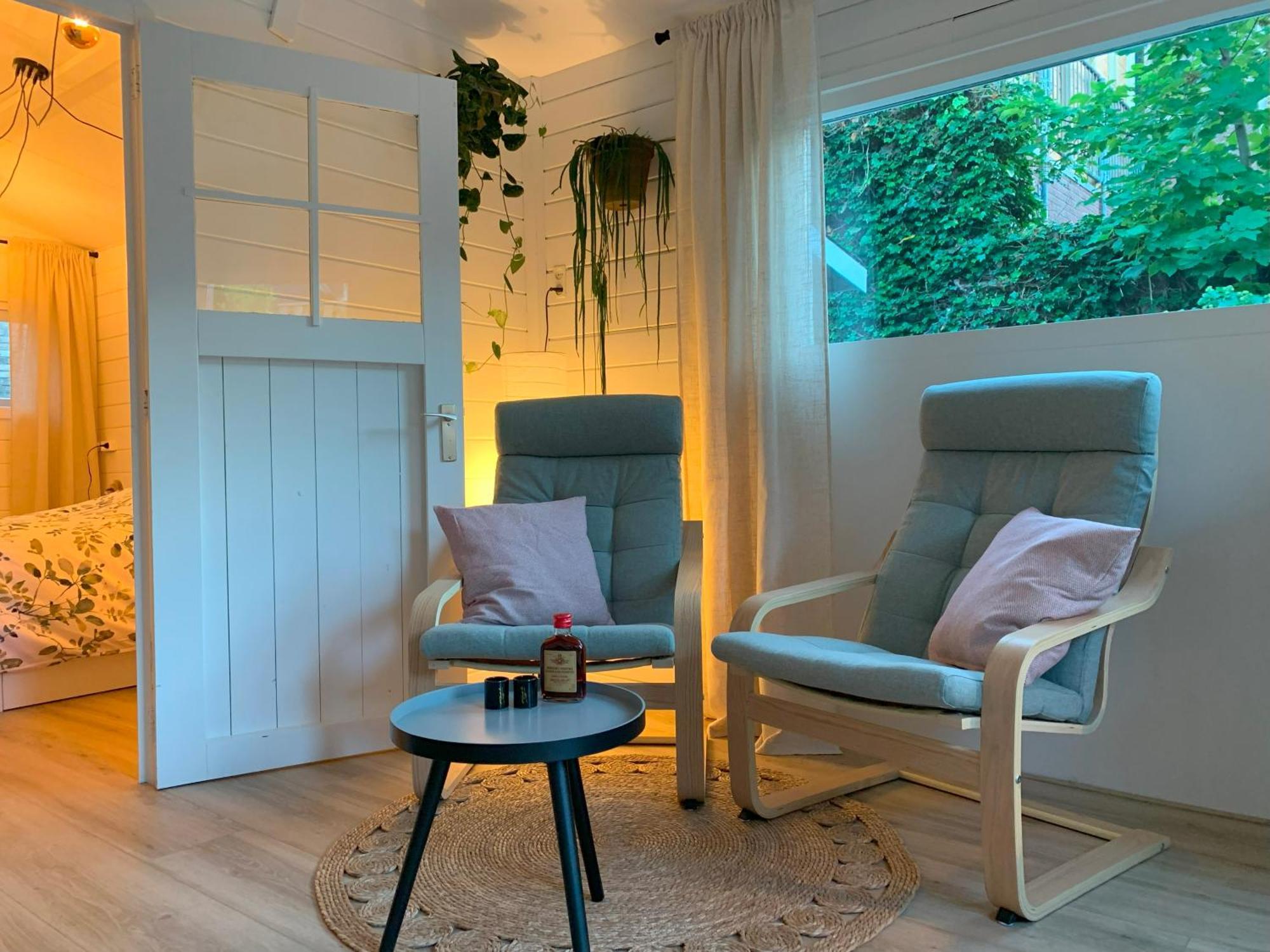 Tiny House Tussen De Grachten Sneek Buitenkant foto
